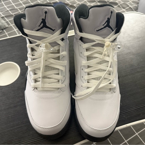 Jordan Retro 5 - Picture 1 of 5